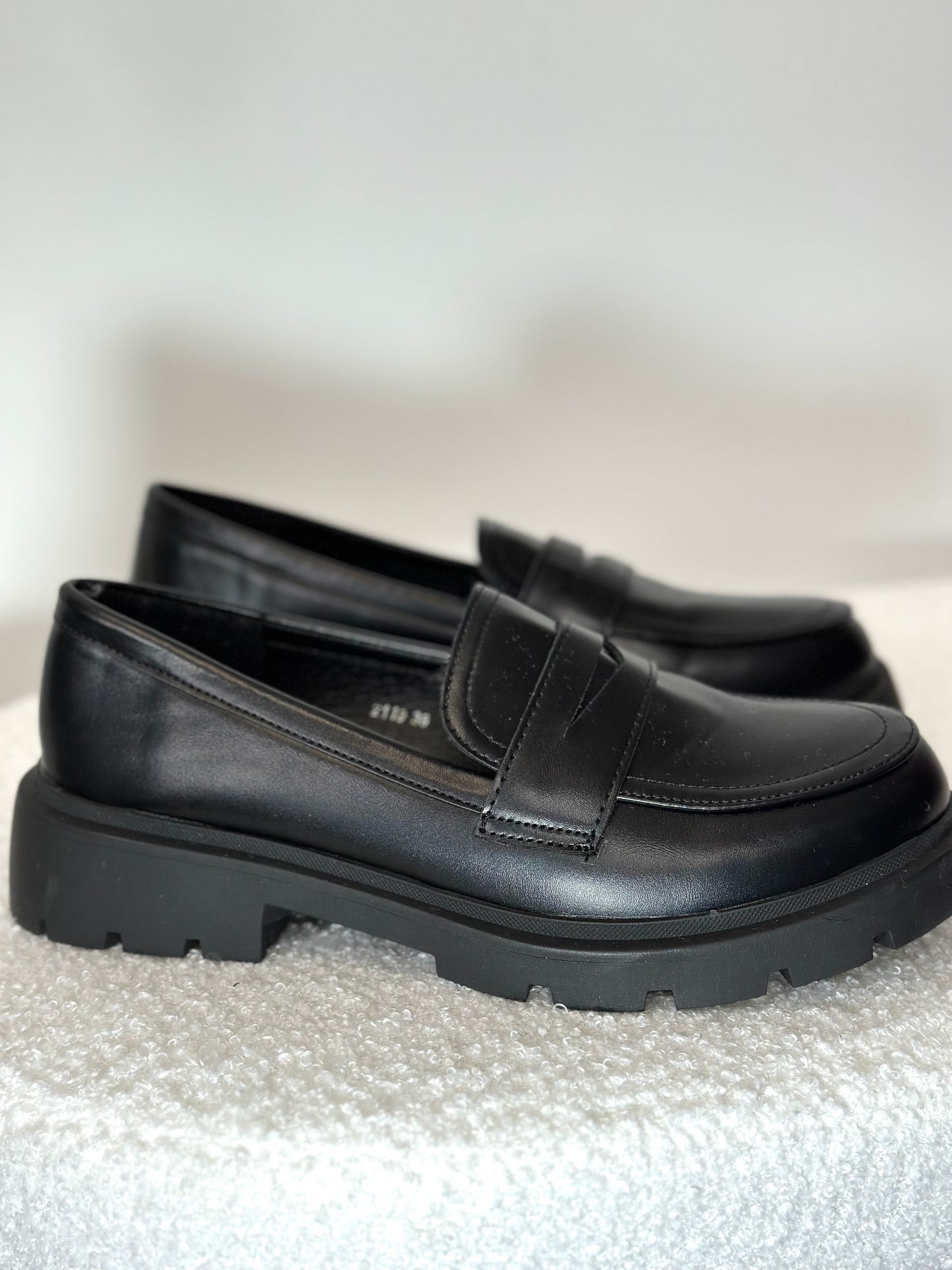 mocassins