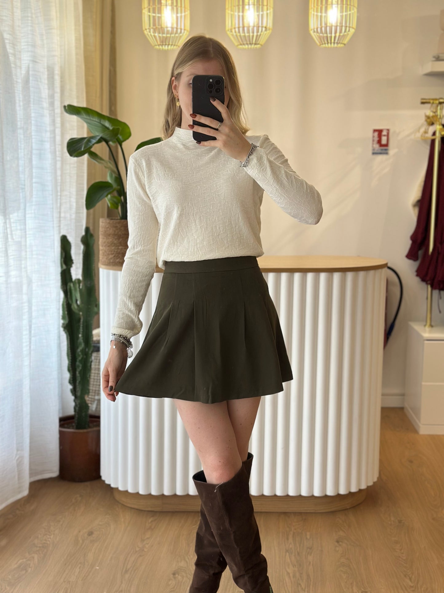 top écru