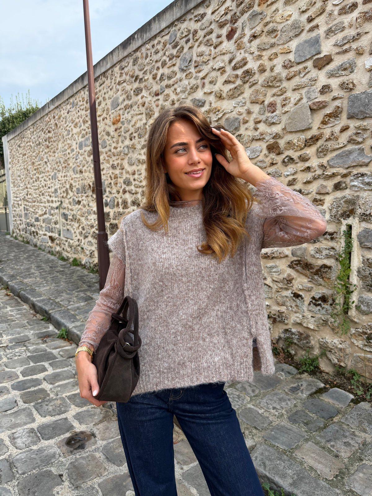 pull dentelle