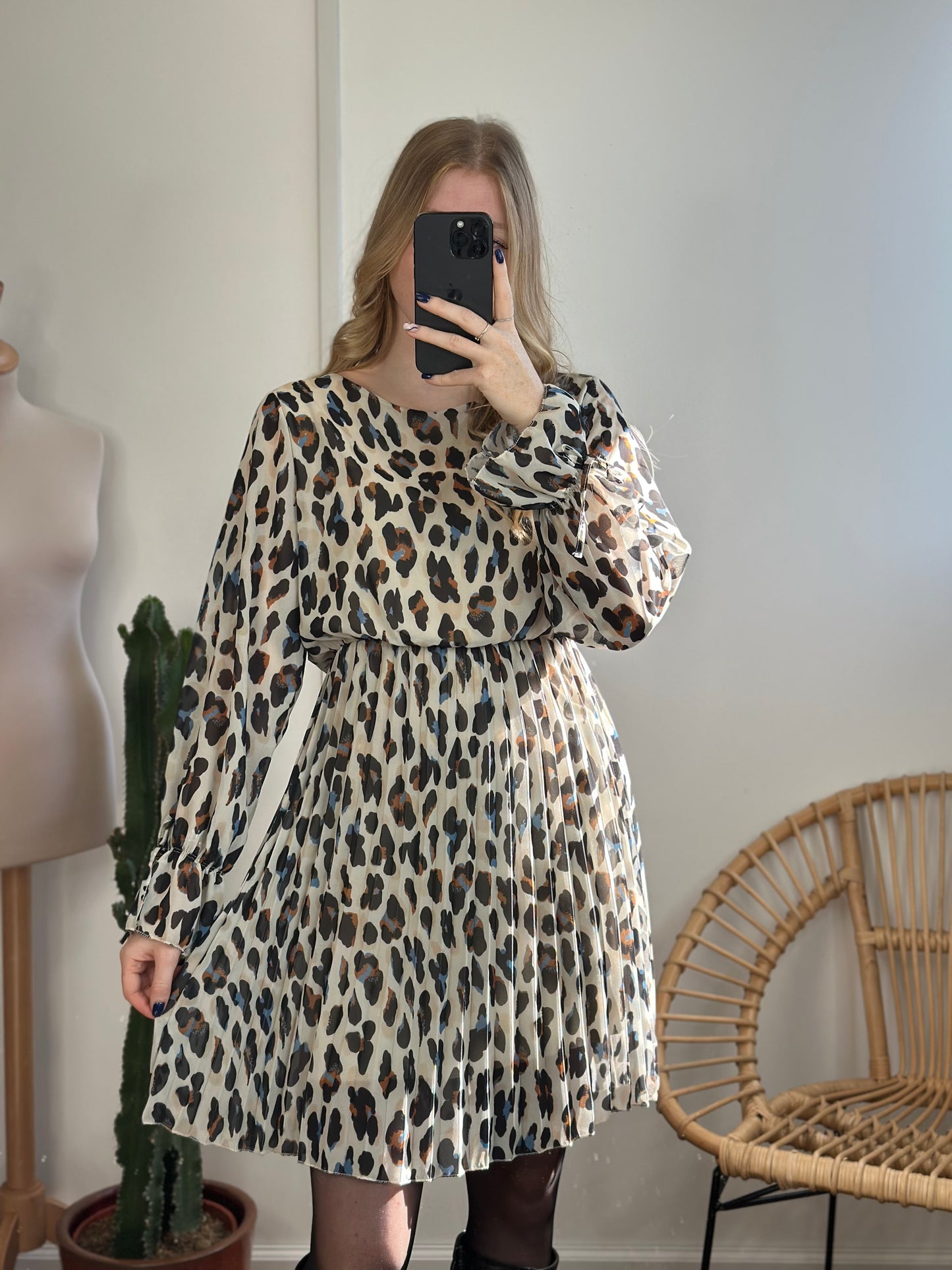 robe NIKKA
