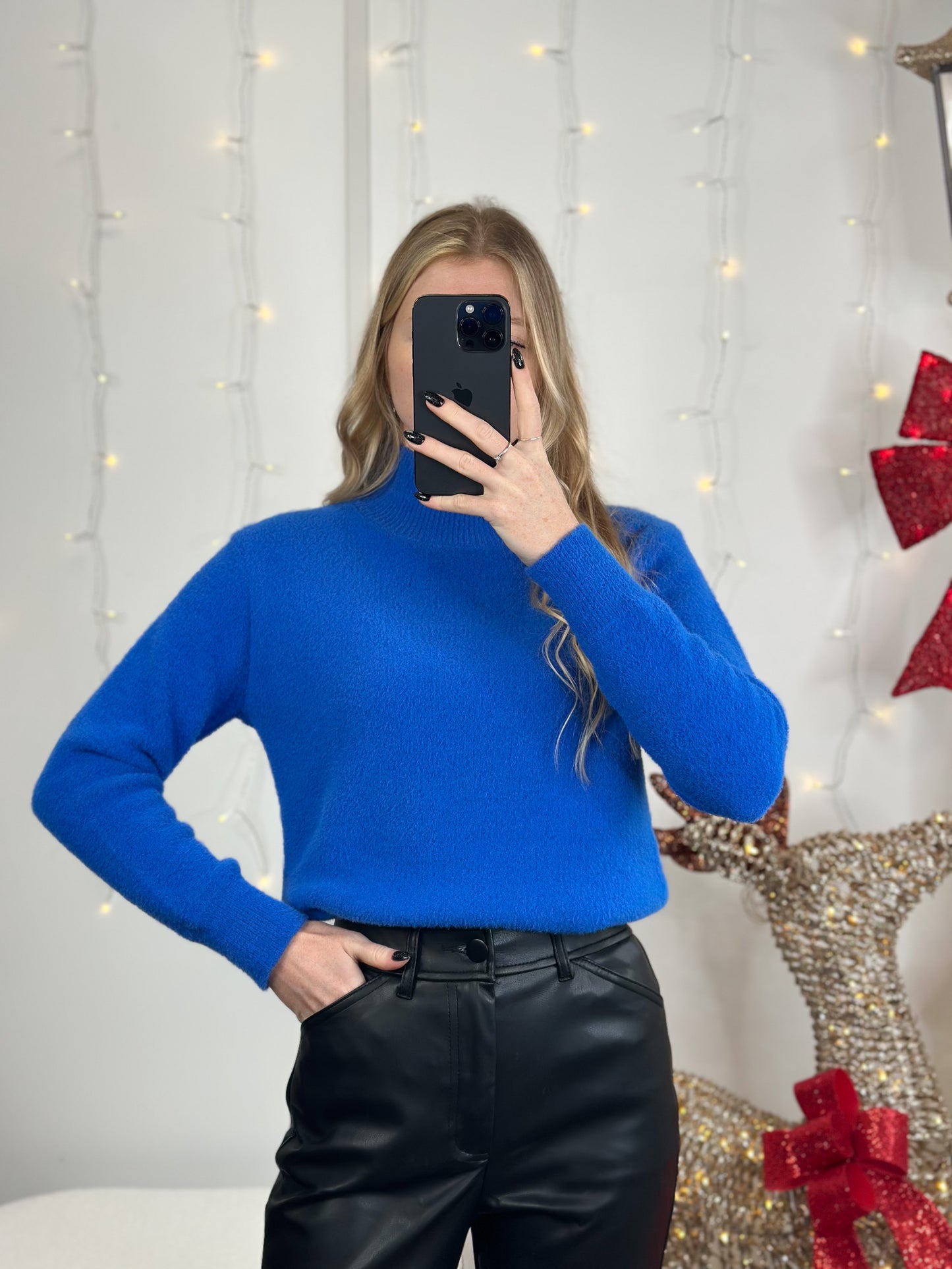 pull BLUE