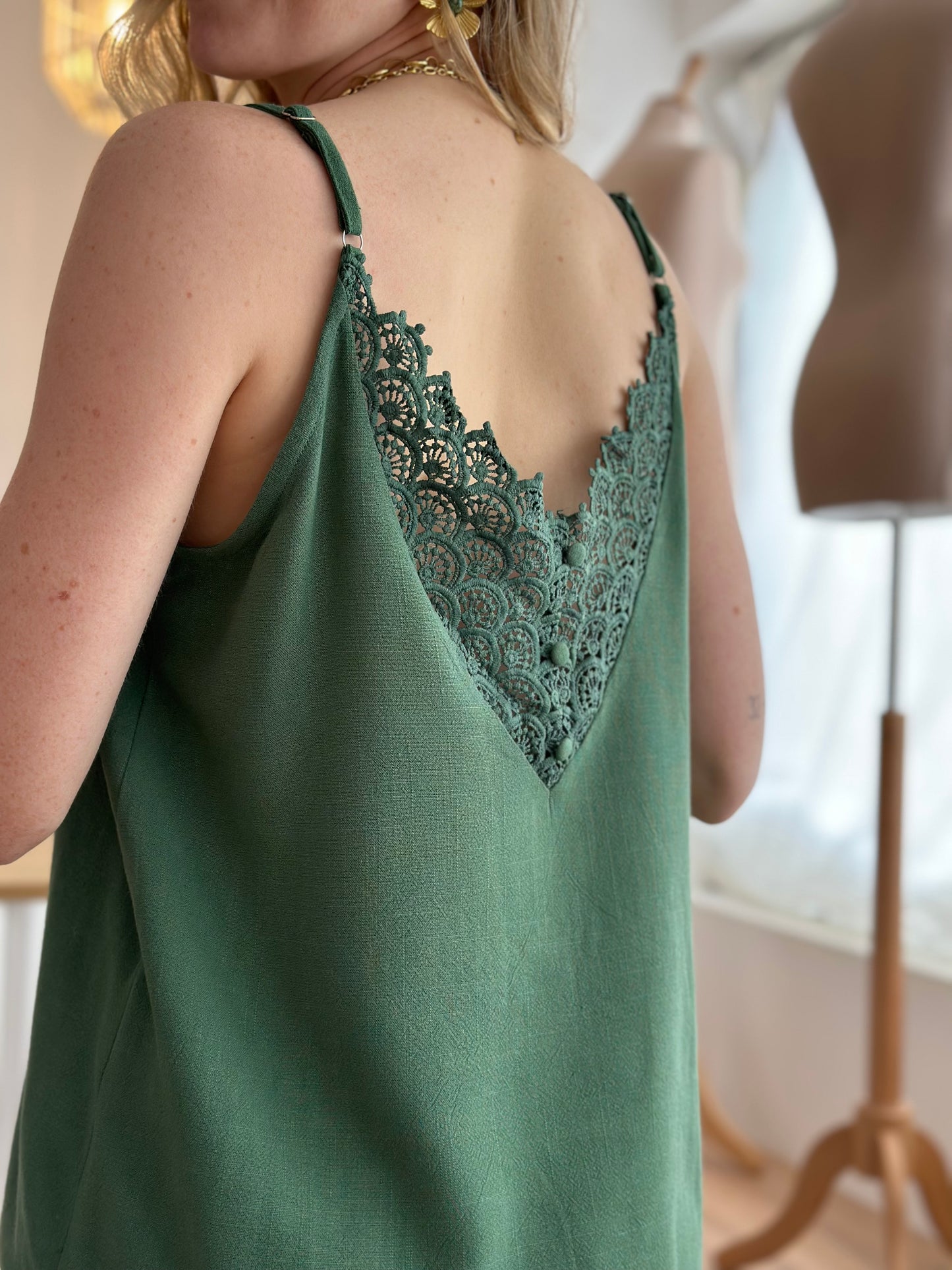 top LAURINE (GRANDE TAILLE)