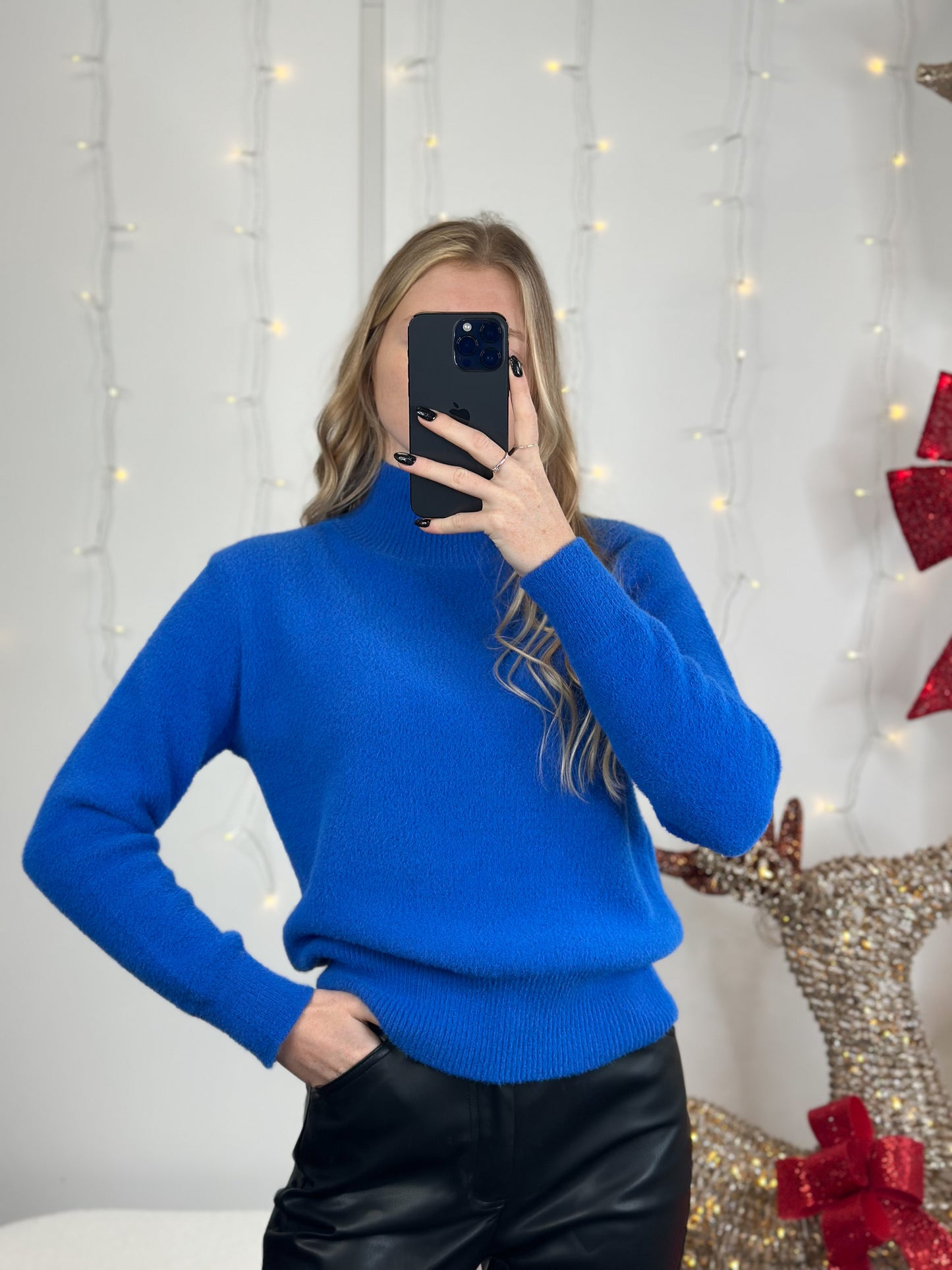 pull BLUE