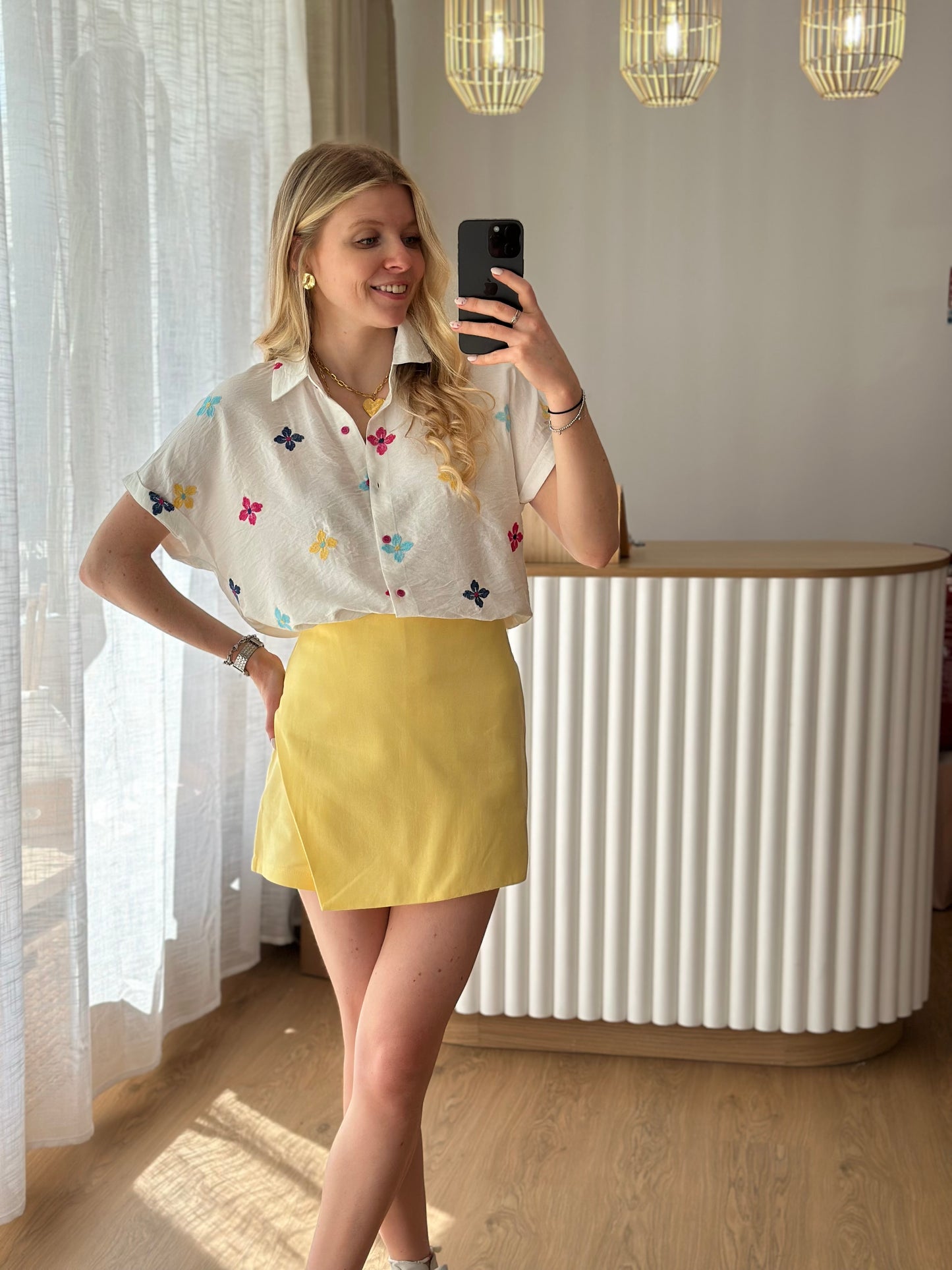 jupe short jaune