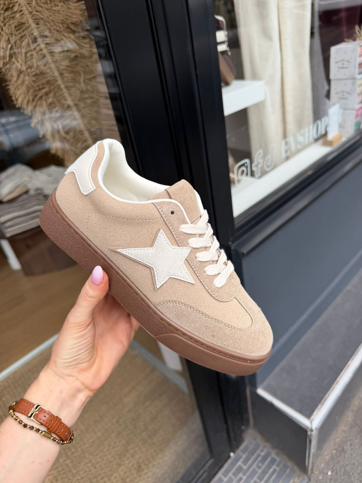 Baskets beige