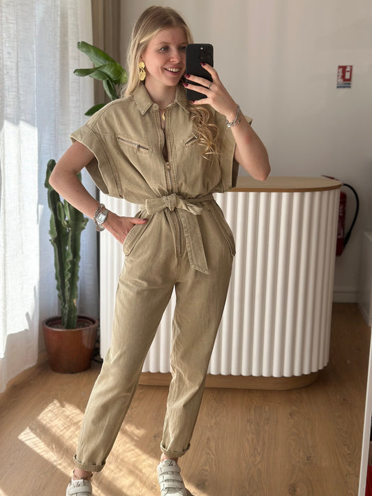 combinaison beige